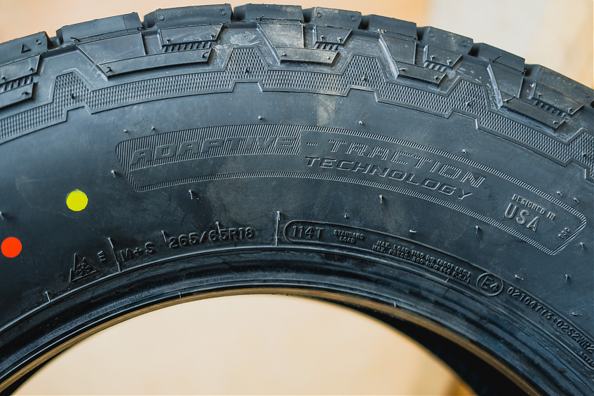 Всесезонная автомобильная шина Cooper Discoverer AT3 4S 265/65 R18 114T