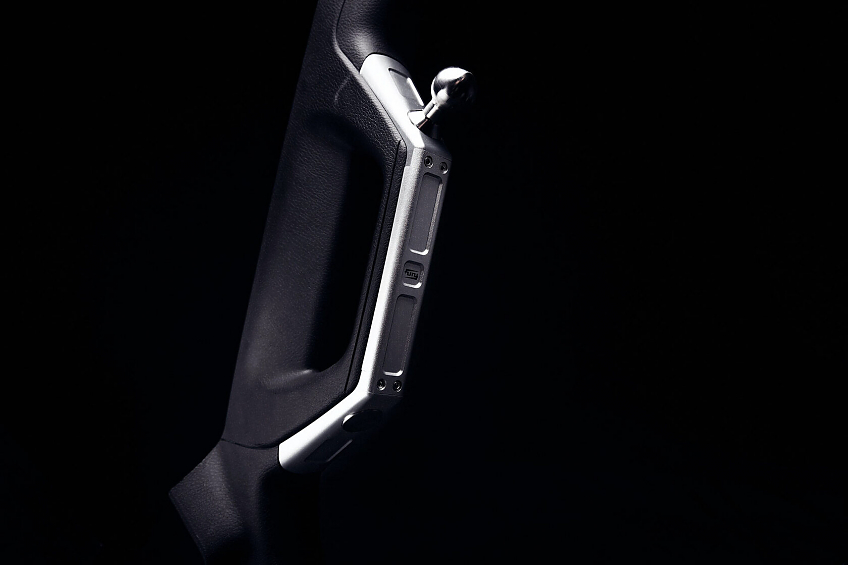 Кронштейн FURY для телефона на ручку стойки Jeep Wrangler JL