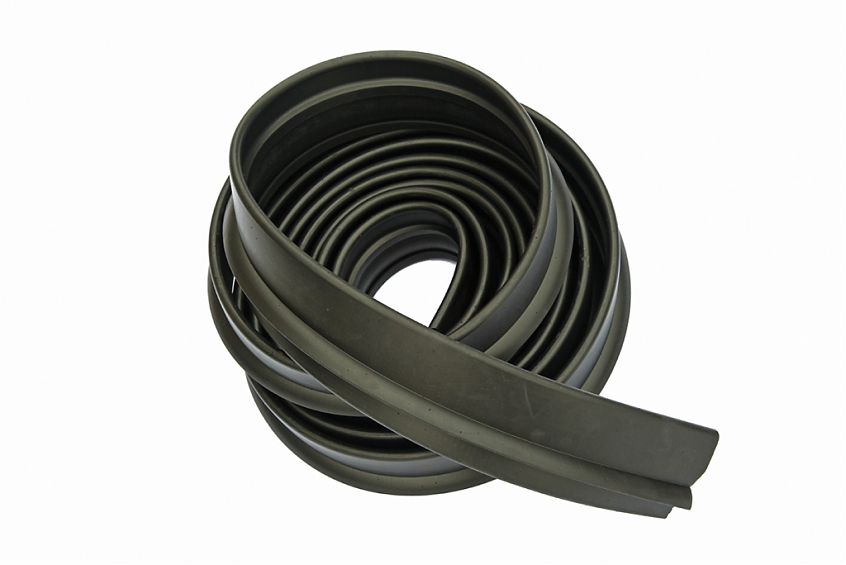 Расширители колёсных арок универсальные РИФ (ширина 8,5 см)