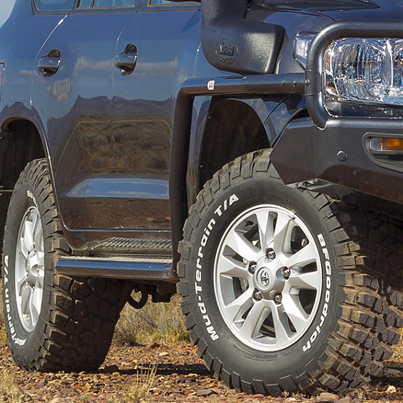 Пороги силовые ARB для Toyota Land Cruiser 200 с 2007 до 9/ 2015 года