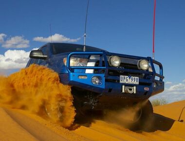 Бампер передний силовой ARB Deluxe для Toyota Tundra с 2007 года.