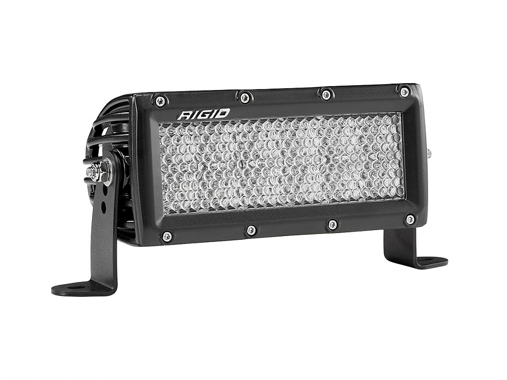 Светодиодная фара Rigid 6 дюйма Е-серия PRO (12 светодиодов) - Рабочий свет Светодиодная фара Rigid 6 дюйма Е-серия PRO (12 светодиодов) - Рабочий свет