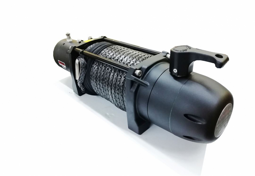 Лебедка автомобильная электрическая COMEUP Seal Slim 9.5rs (12В) синтетический трос