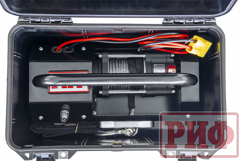 Лебёдка для квадроциклов и снегоходов переносная РИФ \ RUNVA 3500ASR c малой площадкой и проводами, синтетический трос (в защитном кейсе)