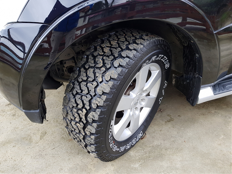 Шина автомобильная всесезонная Maxxis Worm-drive AT980 265/70R16 117/114Q