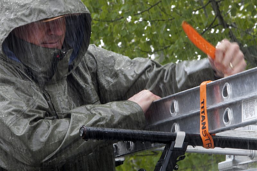 Ремень крепёжный TitanStraps Industrial оранжевый L = 64 см (Dmax = 18 см, Dmin = 5,5 см)