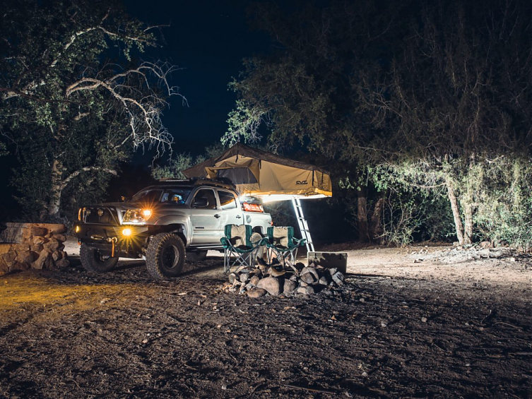 Светодиодные фары Rigid Radiance Scene (4 светодиода) - Красная подсветка (пара)