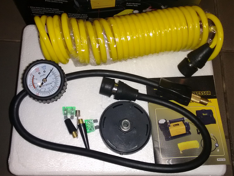 Компрессор портативный для автомобиля T-Max 72л/мин