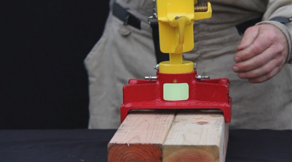 Домкрат реечный ХАЙДЖЕК Hi-Lift Super X-Treme чугун 150 см