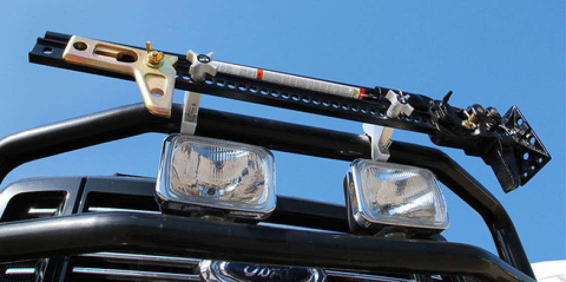 Крепление реечного домкрата на трубу 50-80 мм.