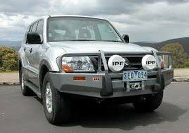 Бампер передний силовой ARB Deluxe для Mitsubishi Pajero 3