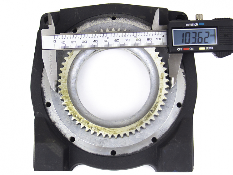 Боковина редуктора Superwinch Tiger Shark 9.5/11.5