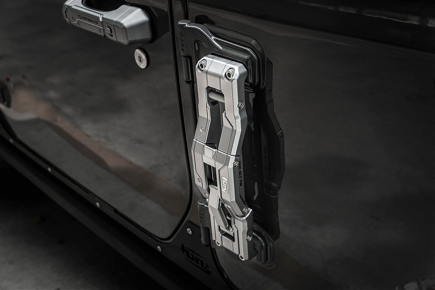 Подножка на дверь FURY для Jeep Wrangler JL (Чёрная)