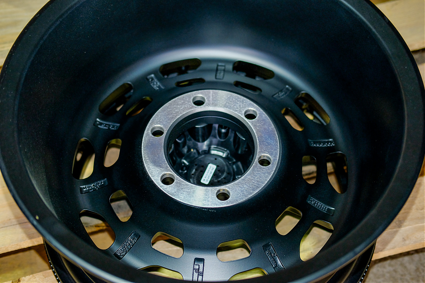 Диски литые с бэдлоком FUEL Offroad D114 Covert Beadlock Matt Black(качественная реплика) R17X9J 6X139.7 ЦО-110,1