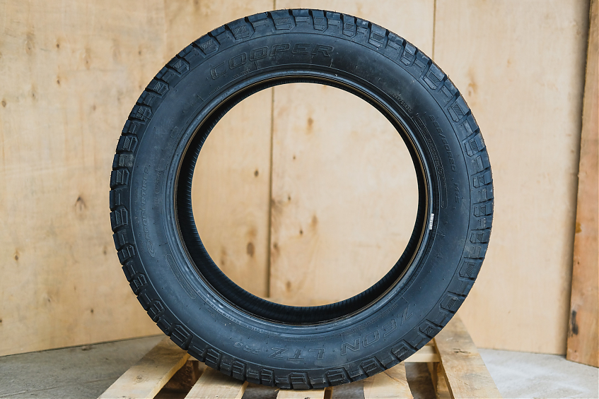 Шина всесезонная Cooper Zeon LTZ Pro 285/50 R20 116S