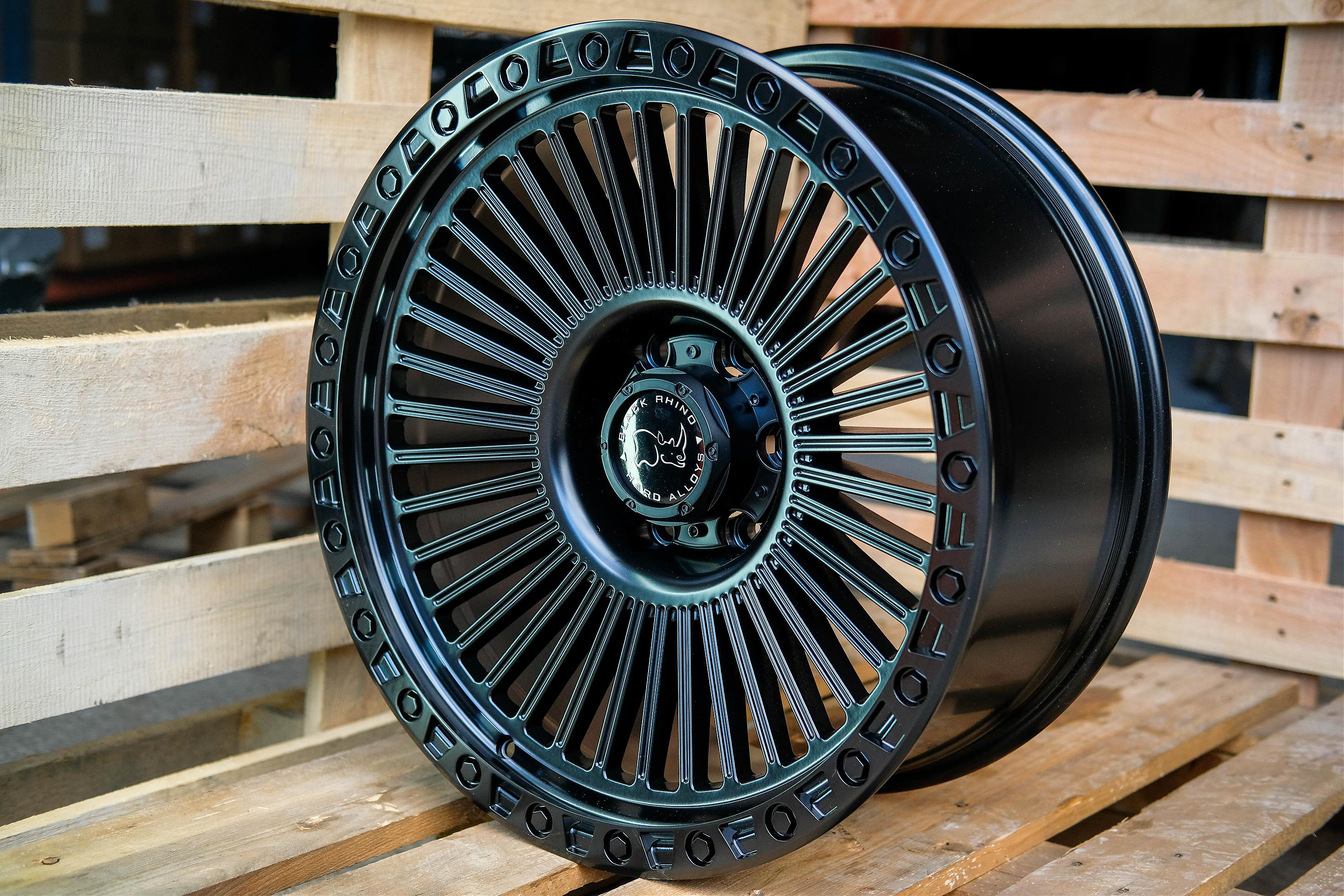 ДИСК АВТОМОБИЛЬНЫЙ АЛЮМИНИЕВЫЙ ЛИТОЙ Black Rhino XZ086 Ford 20Х9 ET-0 6X139.7 Черный