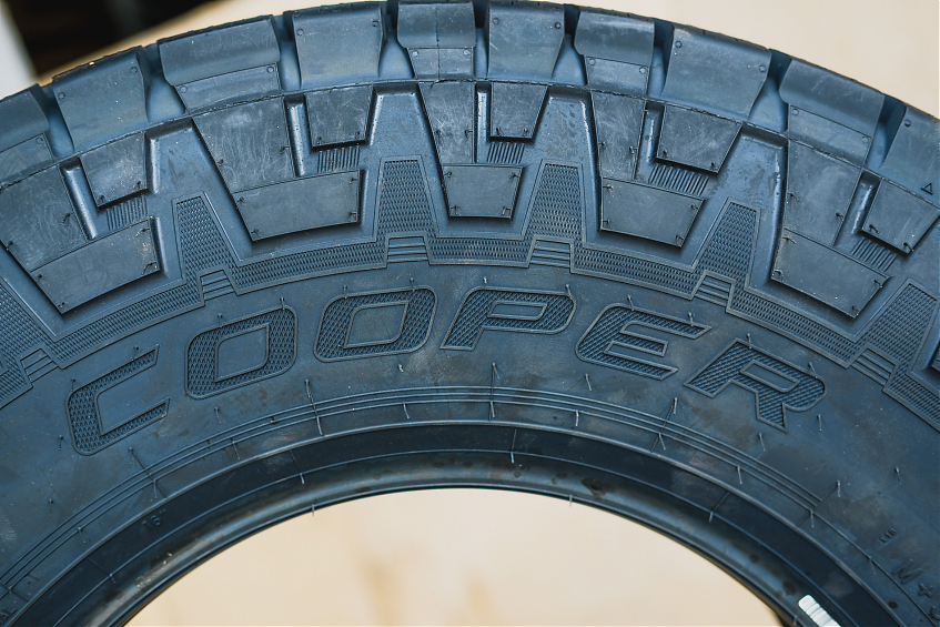 Шина всесезонная Cooper Discoverer AT3 XLT 285/75 R16 126/123 R