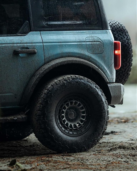 ДИСК АВТОМОБИЛЬНЫЙ АЛЮМИНИЕВЫЙ ЛИТОЙ Black Rhino Sahara 17Х9 6X139.7 ET-0