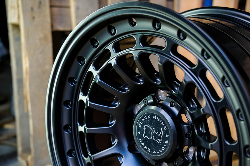 ДИСК АВТОМОБИЛЬНЫЙ АЛЮМИНИЕВЫЙ ЛИТОЙ Black Rhino Sahara 17Х9 6X139.7 ET-0