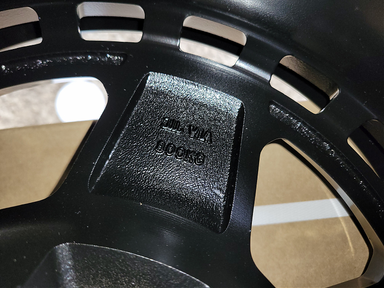 ДИСК АВТОМОБИЛЬНЫЙ АЛЮМИНИЕВЫЙ ЛИТОЙ BLACK RHINO RENO (Реплика) 17х9 ET-0 6X139.7 ЦО-110,1 черный матовый