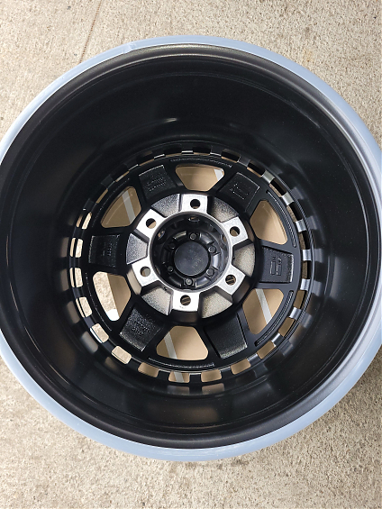 ДИСК АВТОМОБИЛЬНЫЙ АЛЮМИНИЕВЫЙ ЛИТОЙ BLACK RHINO RENO (Реплика) 17х9 ET-0 6X139.7 ЦО-110,1 черный матовый