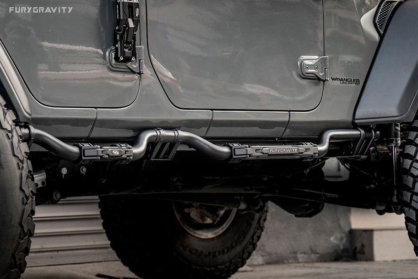 Силовые алюминиевые пороги FURY серии Awaken для Jeep Wrangler JL
