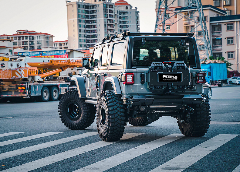 Задний силовой бампер FURY серии Awaken для Jeep Wrangler JL