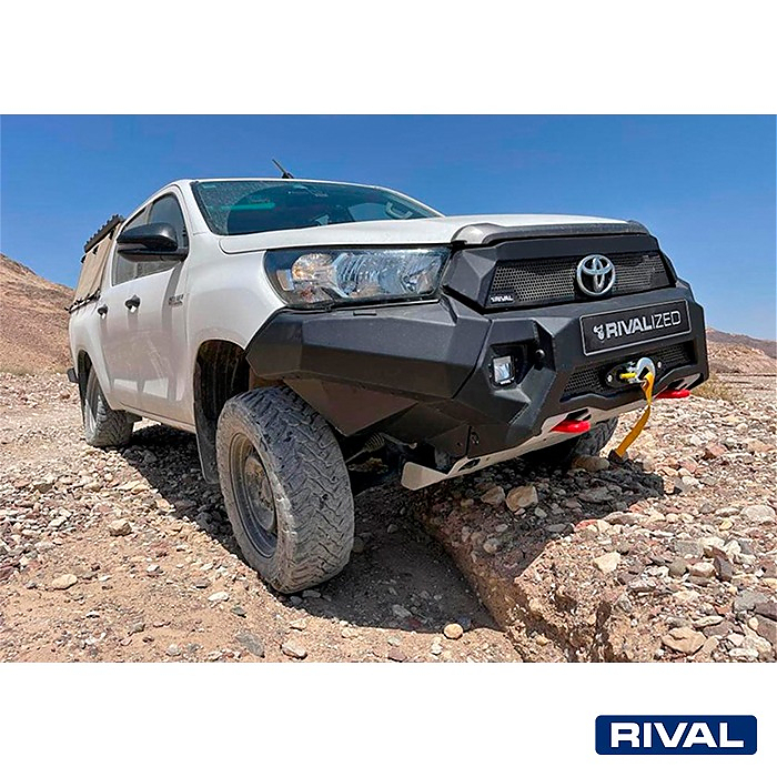 Бампер силовой алюминиевый Rival передний для Toyota HiLux Revo 2021- (черный, без ПТФ) Бампер силовой алюминиевый Rival передний для Toyota HiLux Revo 2021- (черный, без ПТФ)