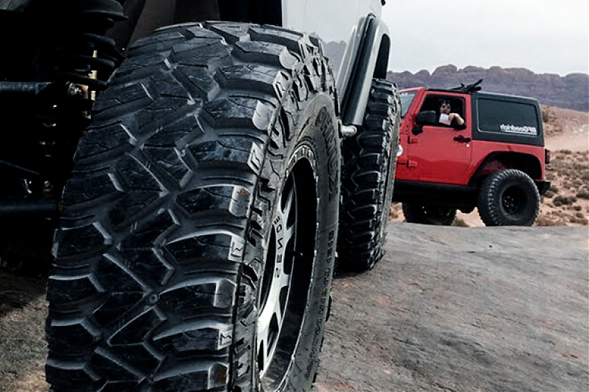 Шина вседорожная всесезонная Kumho Road Venture MT71 285/70 r17 121/118Q