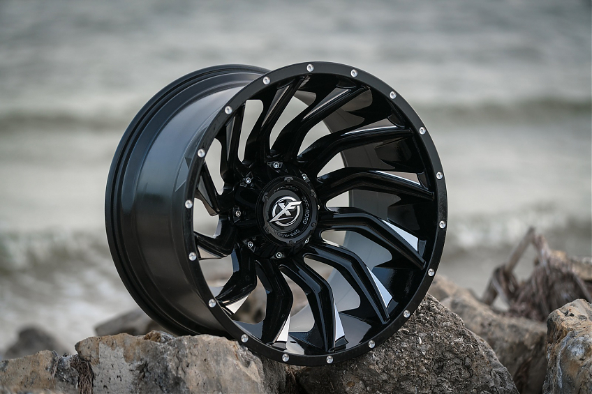 ДИСК АВТОМОБИЛЬНЫЙ АЛЮМИНИЕВЫЙ ЛИТОЙ XF 224 (Реплика) 20х9 ET-0 6X139.7 ЦО-110.1