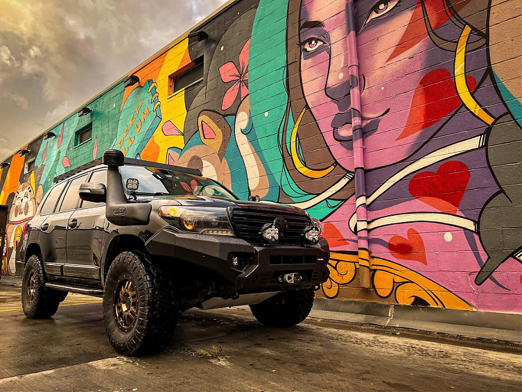 Бампер силовой передний алюминиевый (черный) Toyota Land Cruiser 200 (2006-2015)