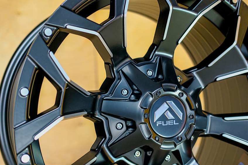 ДИСК АВТОМОБИЛЬНЫЙ АЛЮМИНИЕВЫЙ ЛИТОЙ Fuel Zephyr (РЕПЛИКА) R20Х9 ET+18 5X139.7 \ 5X150 ЦО-110.1 Черный матовый