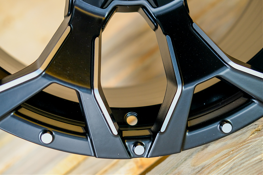 ДИСК АВТОМОБИЛЬНЫЙ АЛЮМИНИЕВЫЙ ЛИТОЙ Fuel Zephyr (РЕПЛИКА) R20Х9 ET+18 5X139.7 \ 5X150 ЦО-110.1 Черный матовый