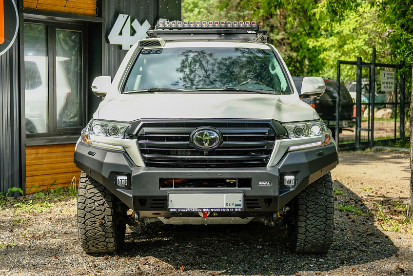 Бампер силовой передний алюминиевый (черный) Toyota Land Cruiser 200 2015- для TOYOTA LC-200