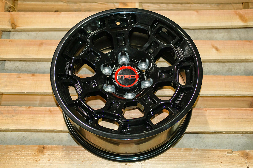 ДИСК АВТОМОБИЛЬНЫЙ АЛЮМИНИЕВЫЙ ЛИТОЙ TOYOTA TRD TY-03 (Реплика) R17х8 ET+5 6X139.7 ЦО-106.1