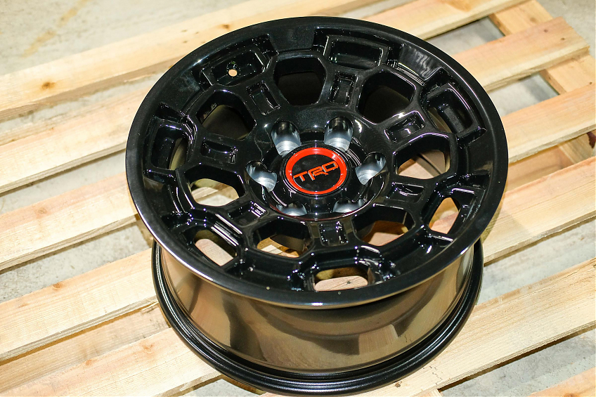 ДИСК АВТОМОБИЛЬНЫЙ АЛЮМИНИЕВЫЙ ЛИТОЙ TOYOTA TRD TY-03 (Реплика) R17х8 ET+5 6X139.7 ЦО-106.1