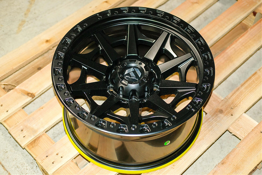 ДИСК АВТОМОБИЛЬНЫЙ АЛЮМИНИЕВЫЙ FUEL Model D694 (Реплика) 18х9 ET+10 5x150 ЦО-110,1