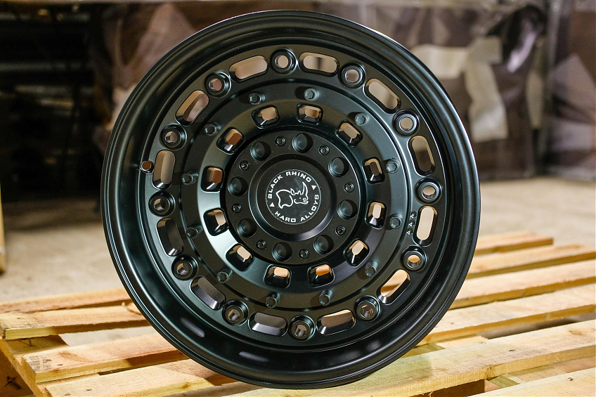 ДИСК АВТОМОБИЛЬНЫЙ АЛЮМИНИЕВЫЙ ЛИТОЙ BLACK RHINO ARSENAL (Реплика) 17х9 ET-0 6X139.7 6X135 ЦО-106