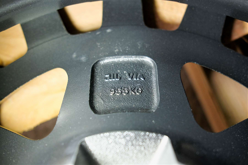 ДИСК АВТОМОБИЛЬНЫЙ АЛЮМИНИЕВЫЙ ЛИТОЙ FUEL YORK DX125 (Реплика) 17х9 ET-0 6X139.7 ЦО-110,1 Черный