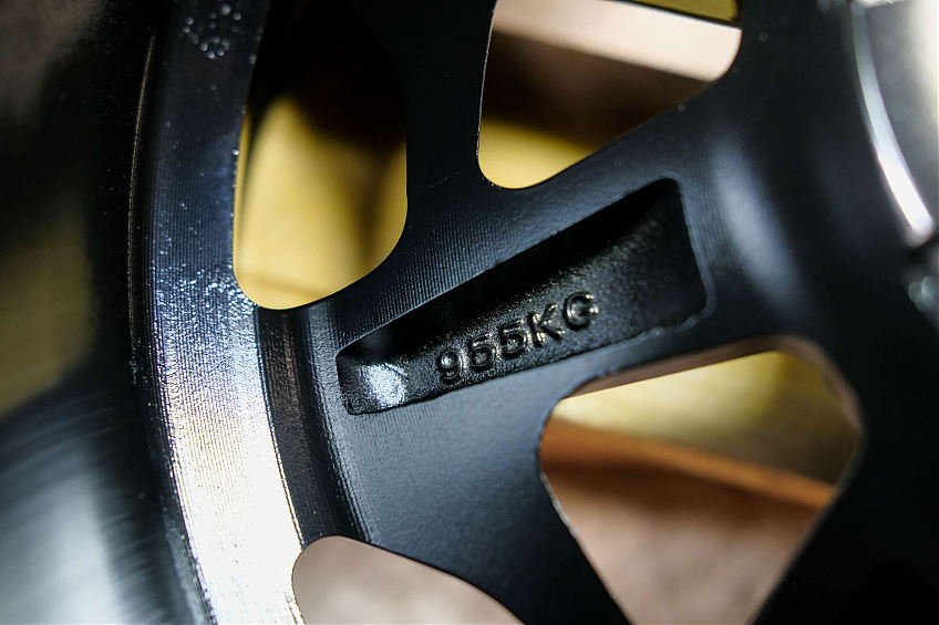 ДИСК АВТОМОБИЛЬНЫЙ АЛЮМИНИЕВЫЙ FUEL Model D694 (Реплика) 17х9 ET-0 5x127 ЦО-71.6