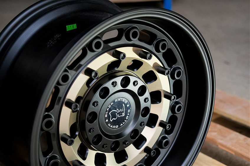 ДИСК АВТОМОБИЛЬНЫЙ АЛЮМИНИЕВЫЙ ЛИТОЙ BLACK RHINO ARSENAL (Реплика) 17х9 ET-0 5X127 ЦО-71.6 Бронза