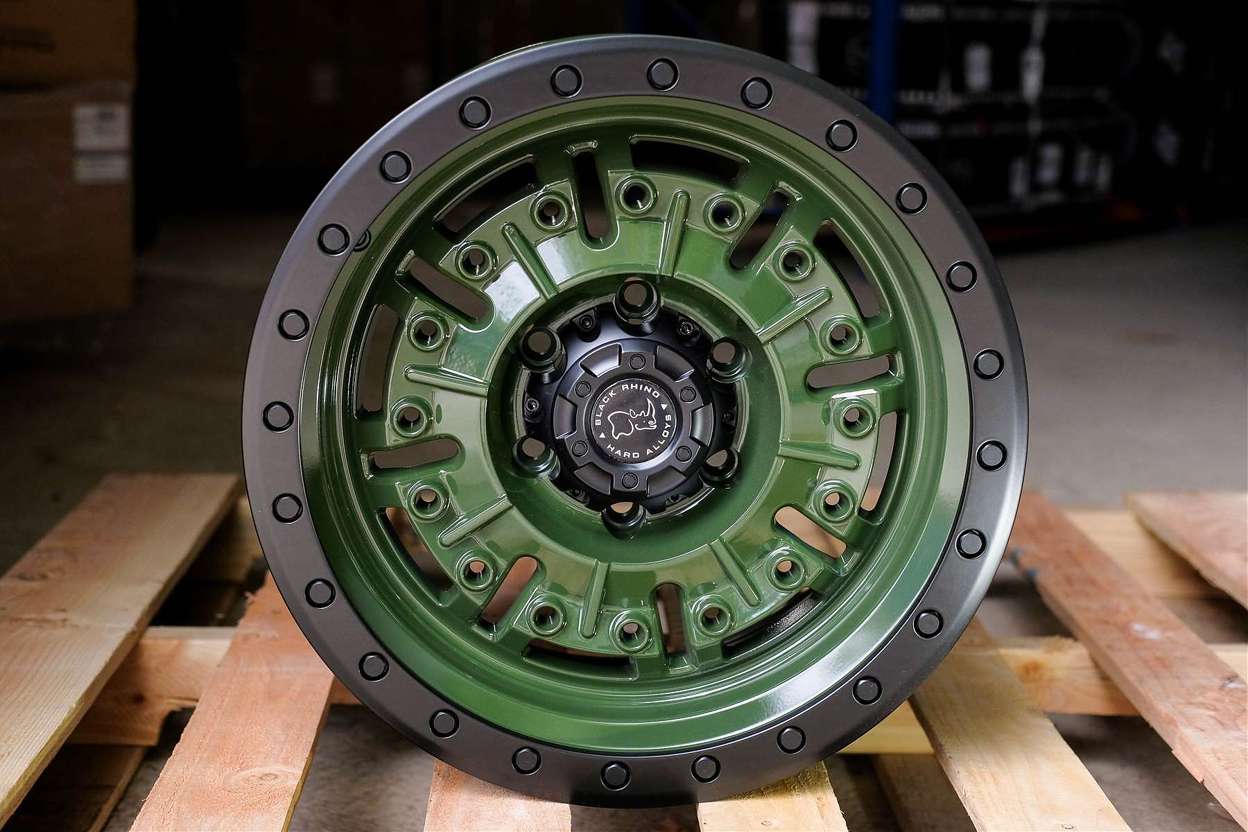 ДИСК АВТОМОБИЛЬНЫЙ АЛЮМИНИЕВЫЙ ЛИТОЙ BLACK RHINO ABRAMS (Реплика) 17х9 ET-0 6X139.7ЦО-110,1