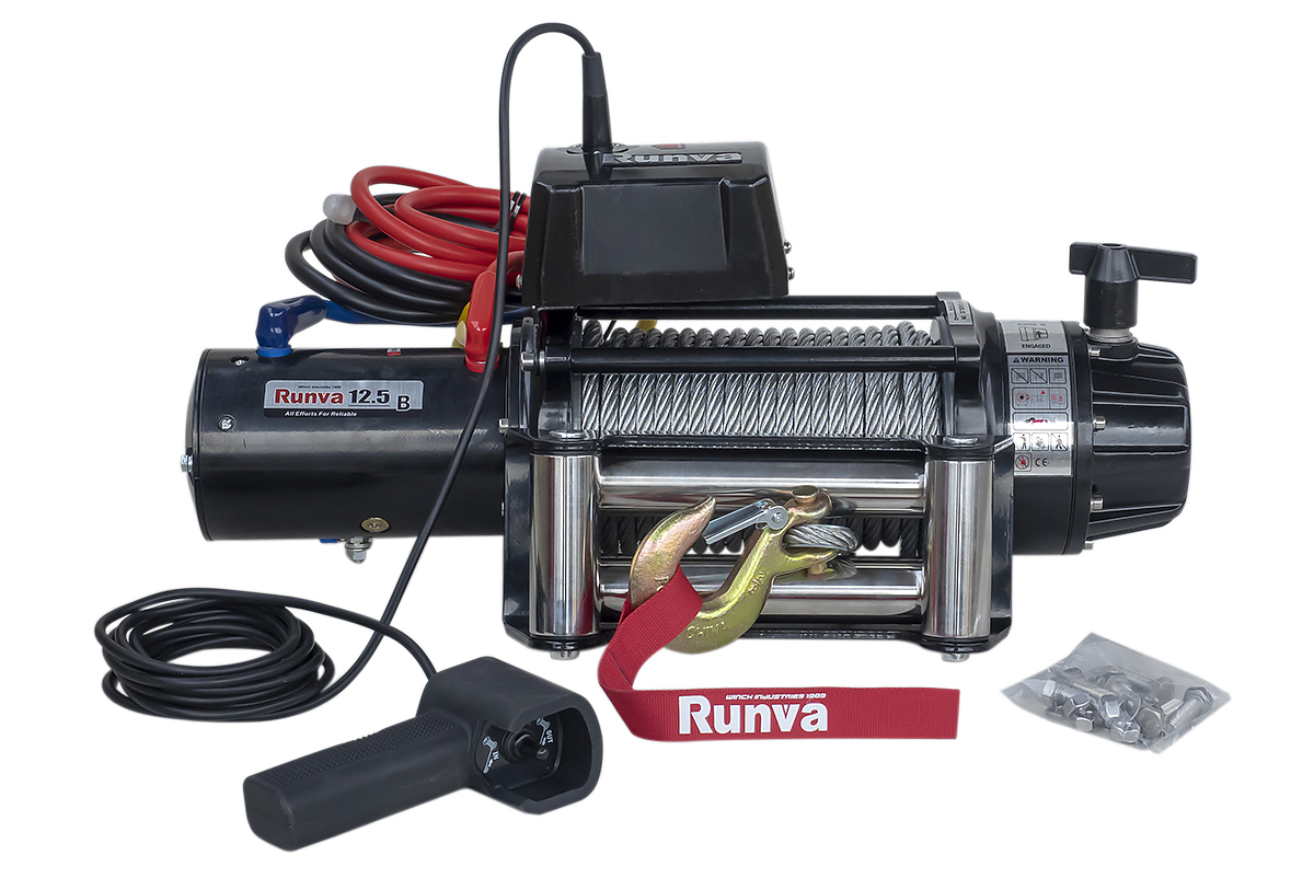 Лебёдка автомобильная электрическая 12V Runva 12500 lbs 5670 кг (влагозащищенная) Лебёдка автомобильная электрическая 12V Runva 12500 lbs 5670 кг (влагозащищенная)