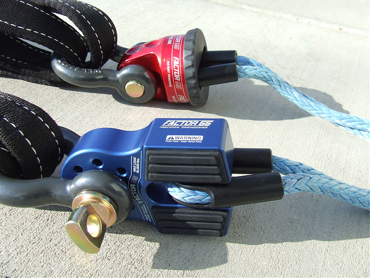 Шакл для лебедки вместо крюка Factor 55 FLATLINK Красный