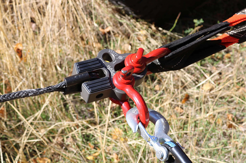 Шакл для лебедки вместо крюка многофункциональный Factor 55 FlatLink MULTI-MOUNT Красный