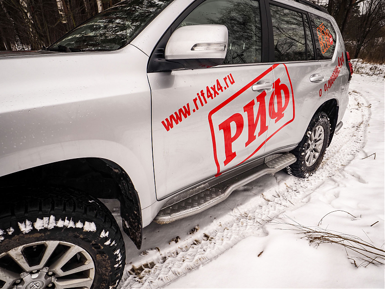 Пороги РИФ силовые Toyota Land Cruiser Prado 150