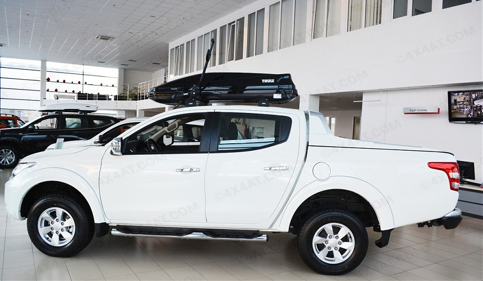 Спойлер \ дуга в кузов пикапа Mitsubishi l200
