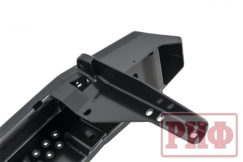 Бампер РИФ силовой задний Toyota Land Cruiser 200 2012-2015 с квадратом под фаркоп и фонарями