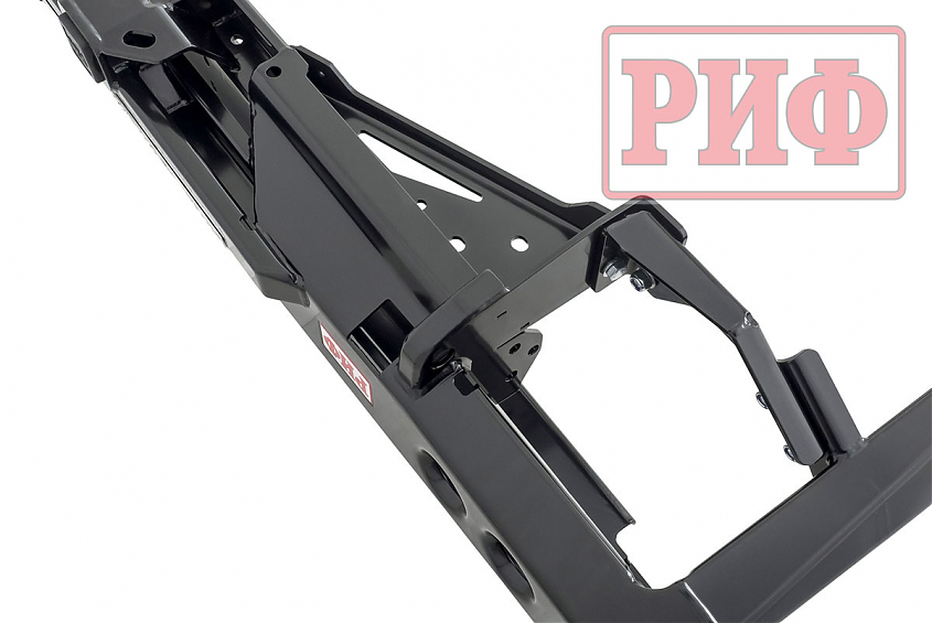 Бампер силовой задний РИФ для Toyota Land Cruiser 76 2007+ с квадратом под фаркоп и фонарями