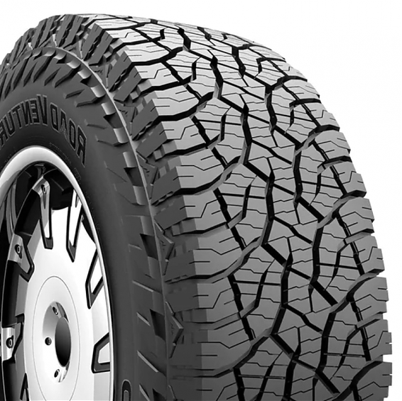 Шина вседорожная всесезонная Kumho Road Venture AT52 285/70 R17	121/118R